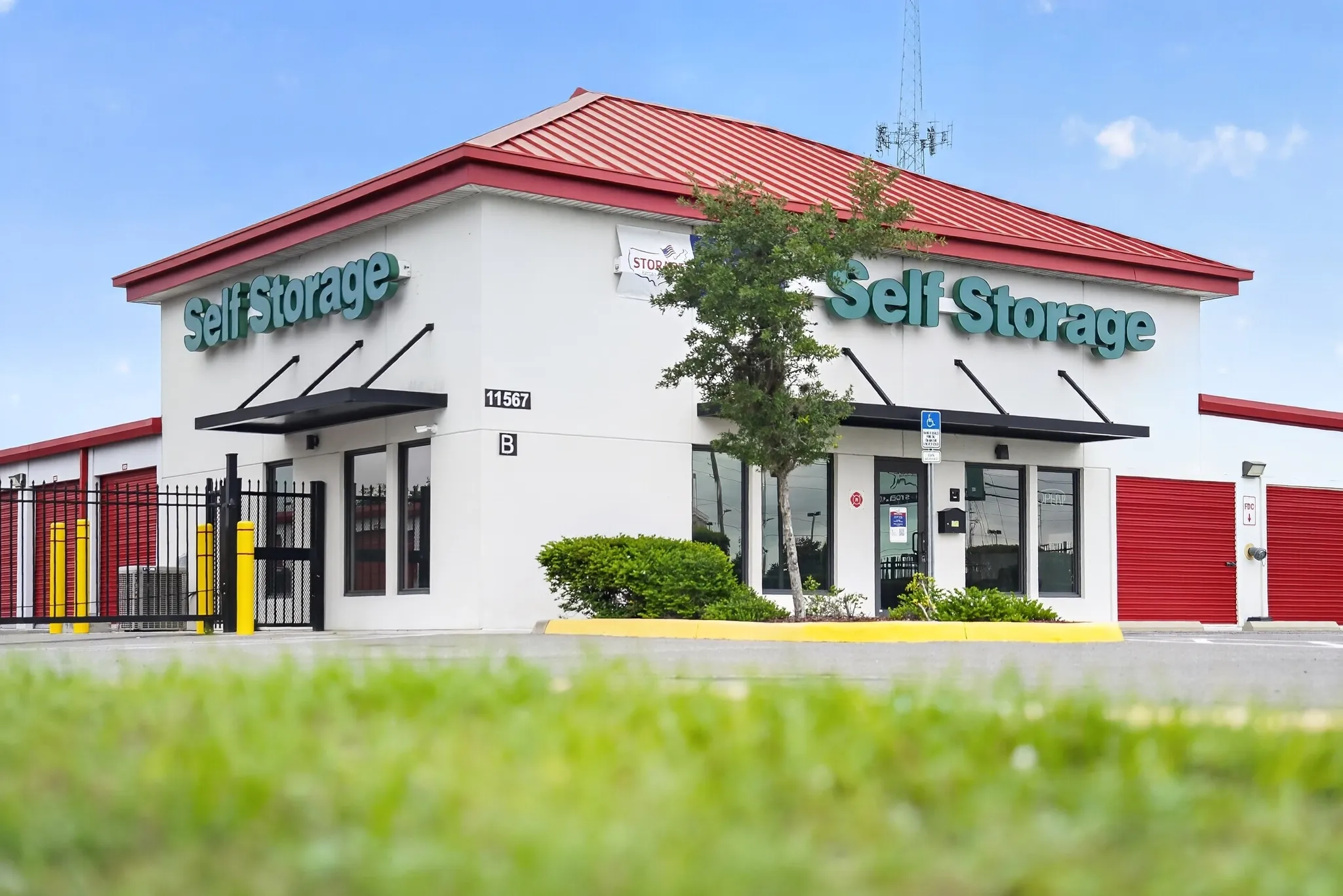 Store photo 2