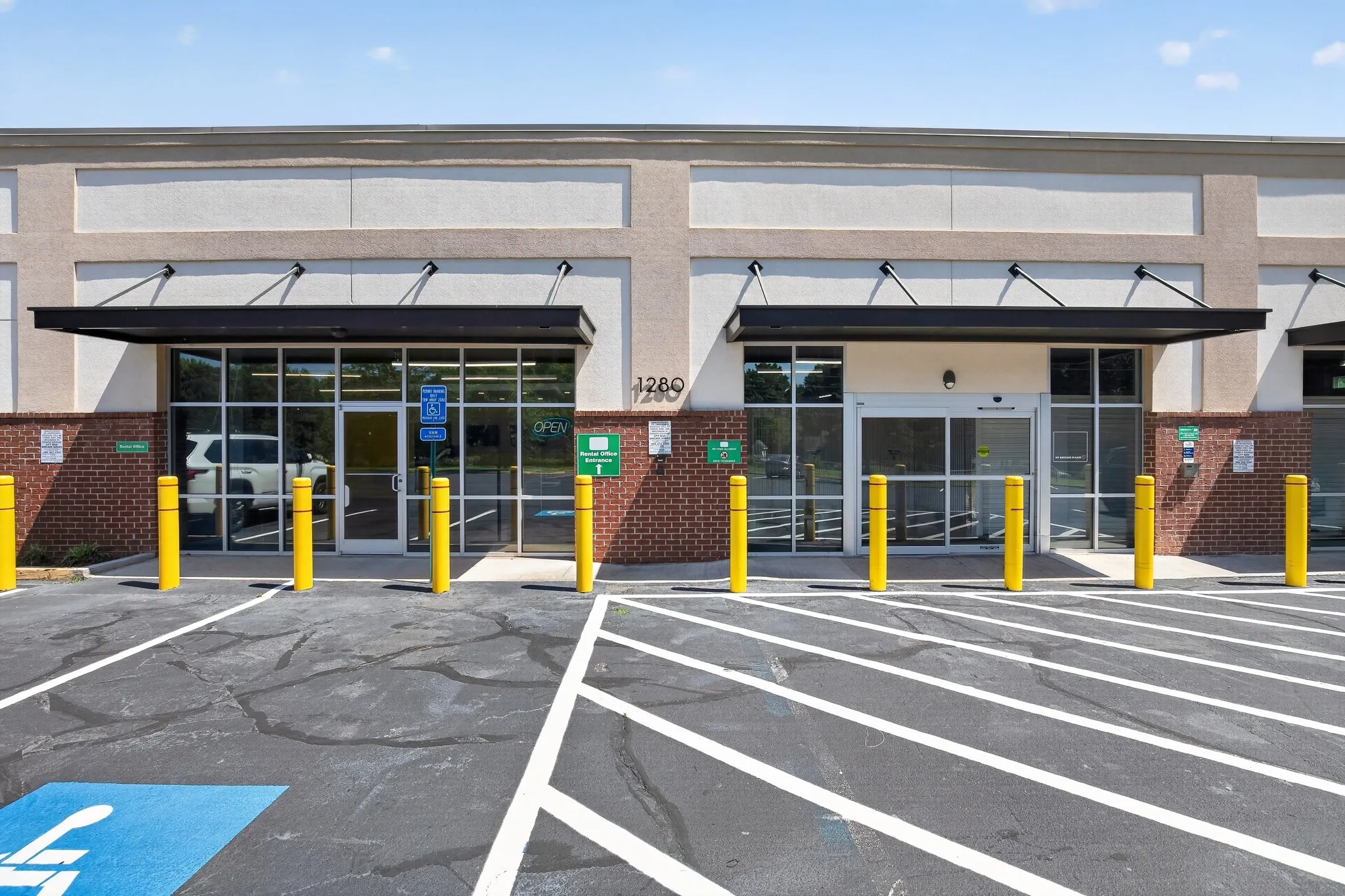 Store photo 6