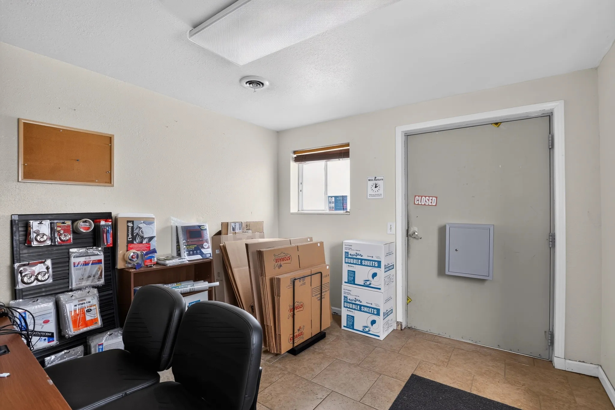 Store photo 10