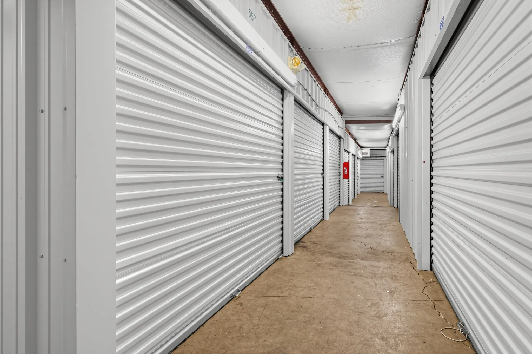 Store photo 2