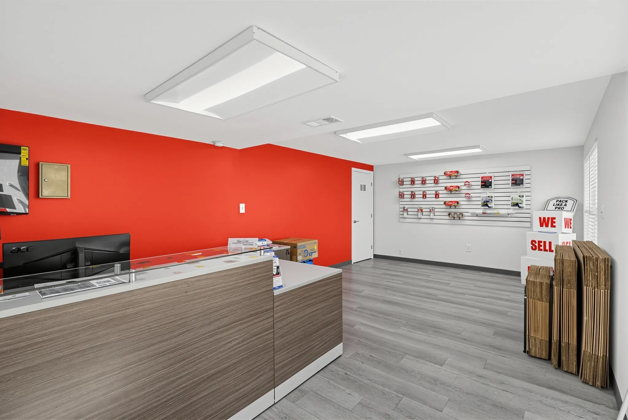 Store photo 4