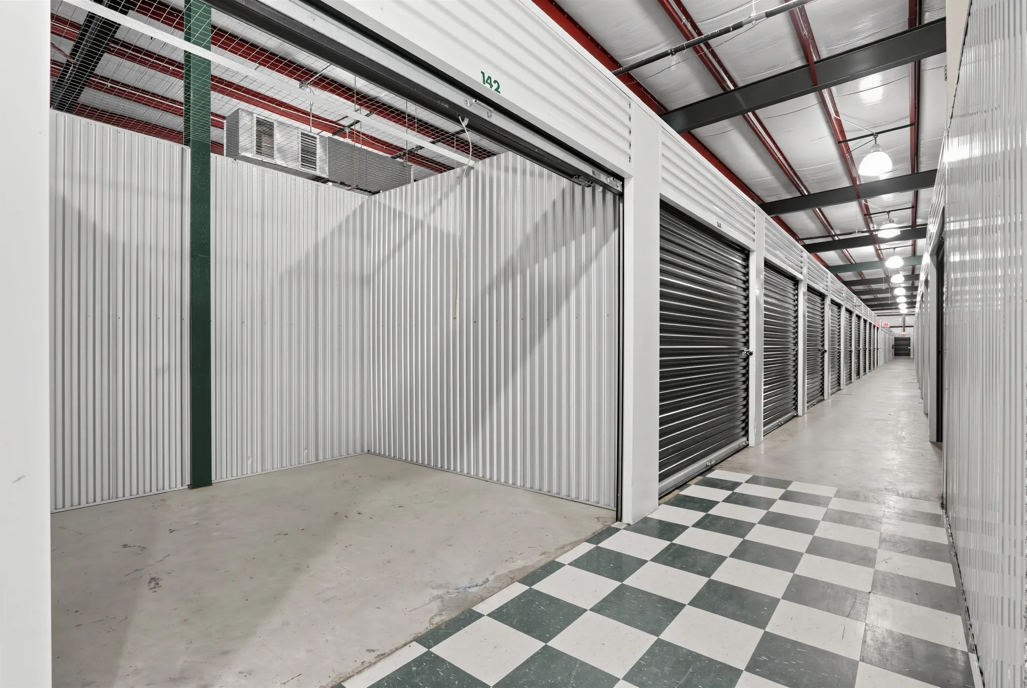 Store photo 2