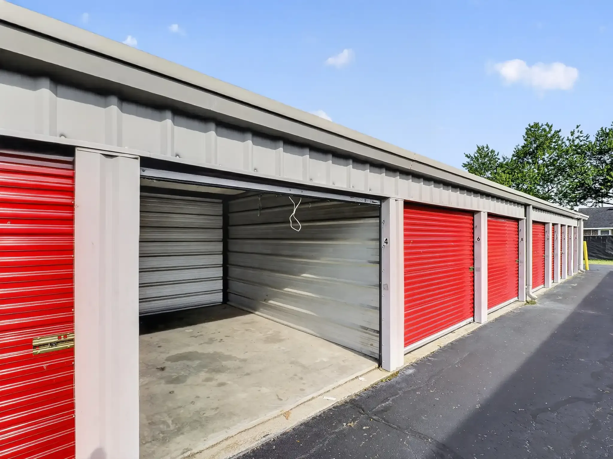 Store photo 12