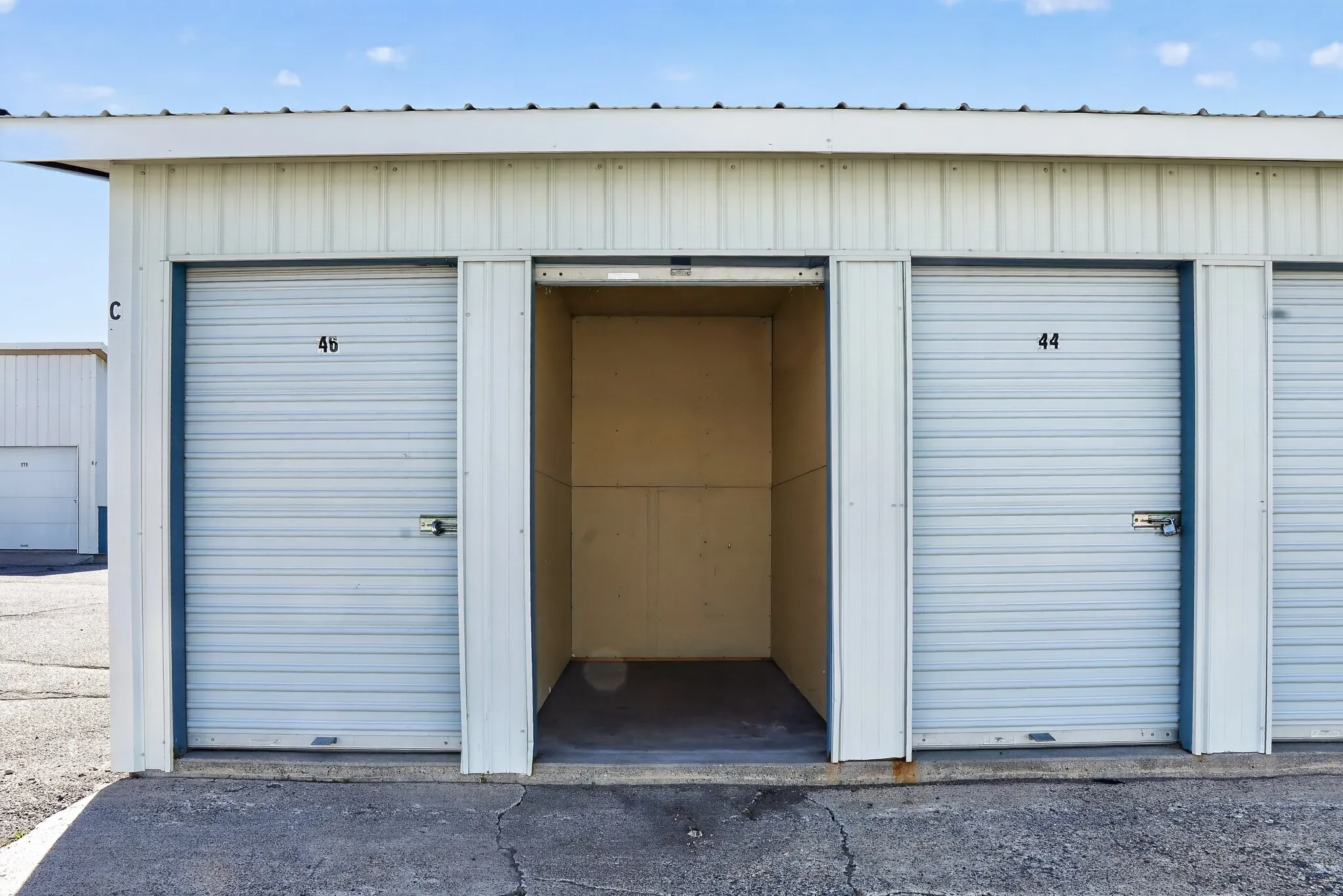 Store photo 4