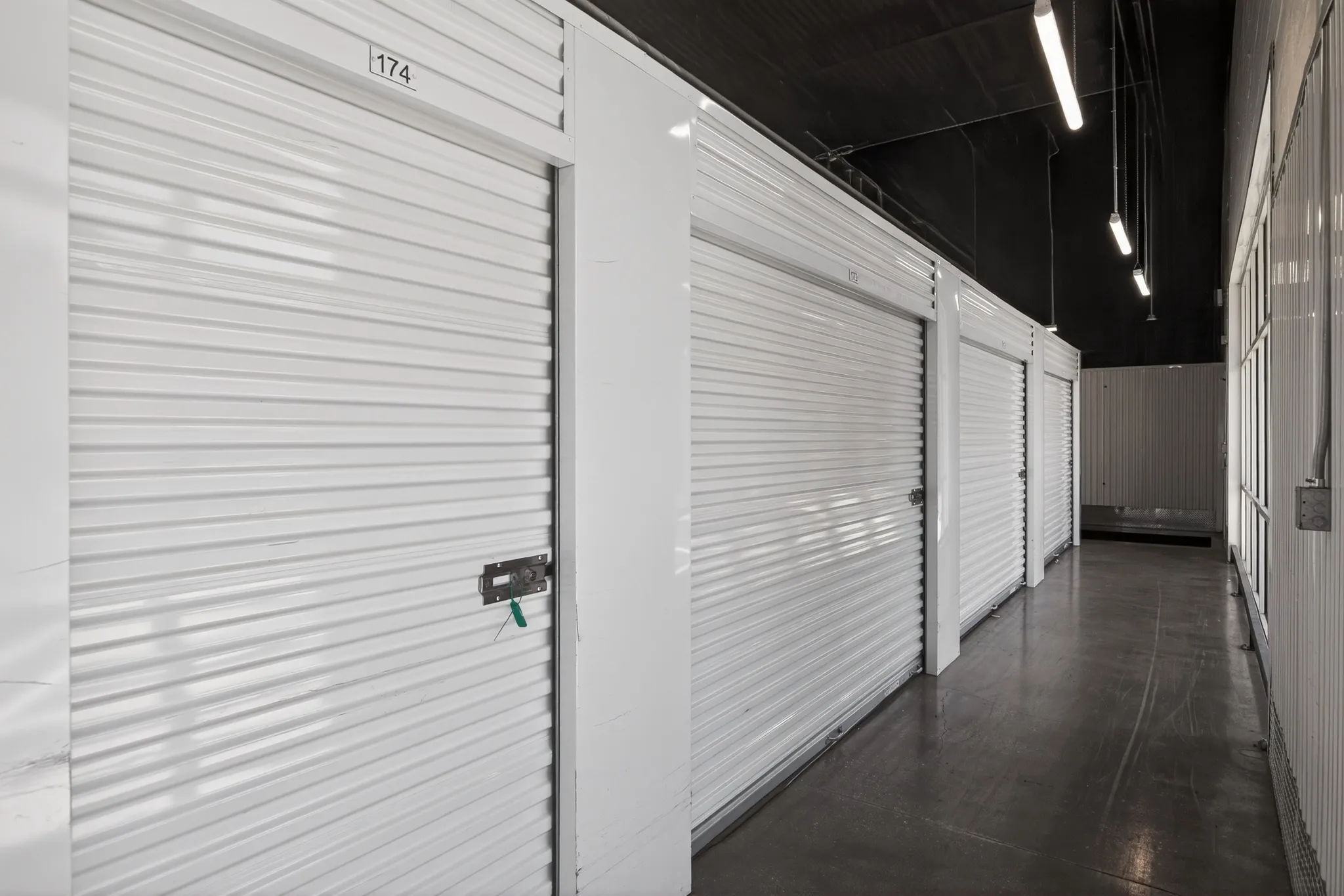 Store photo 1
