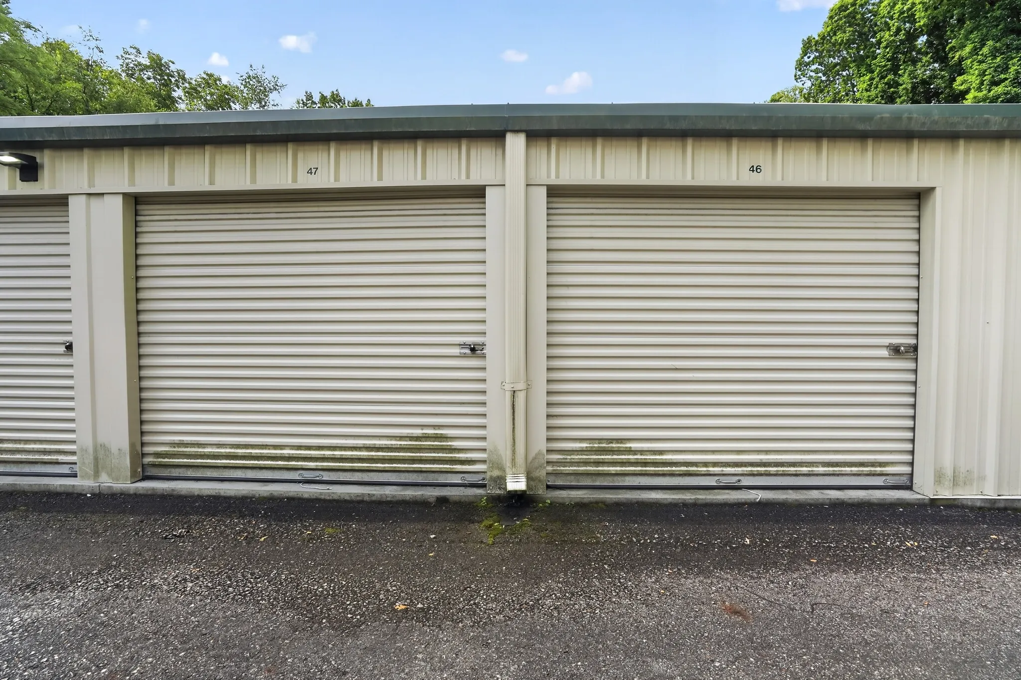 Store photo 24