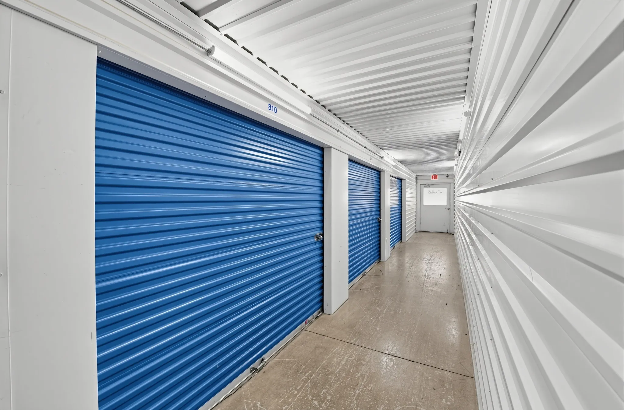 Store photo 3