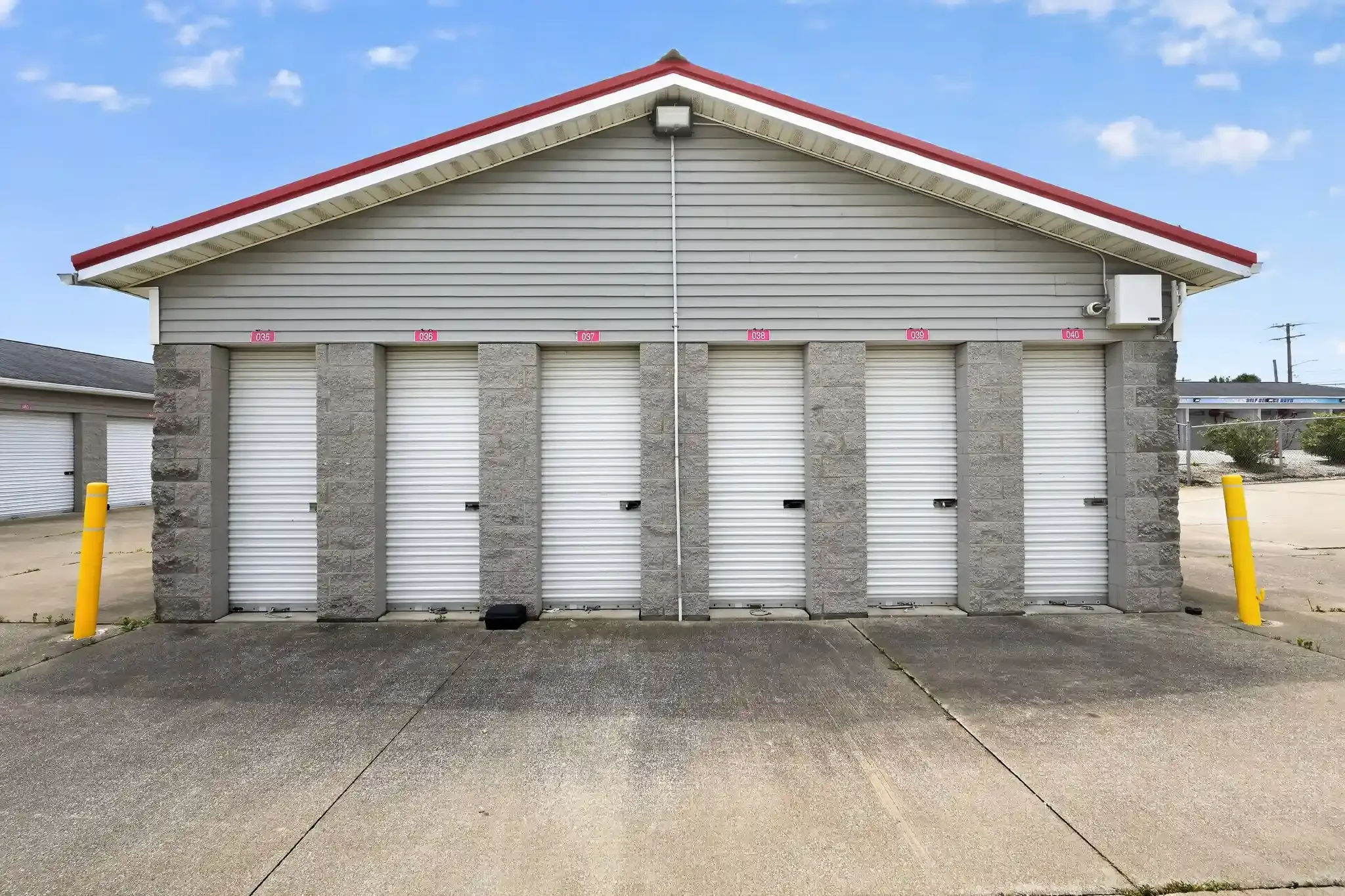 Store photo 8