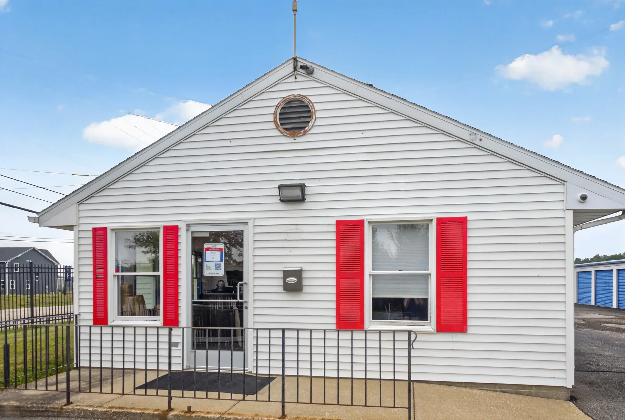 Store photo 1