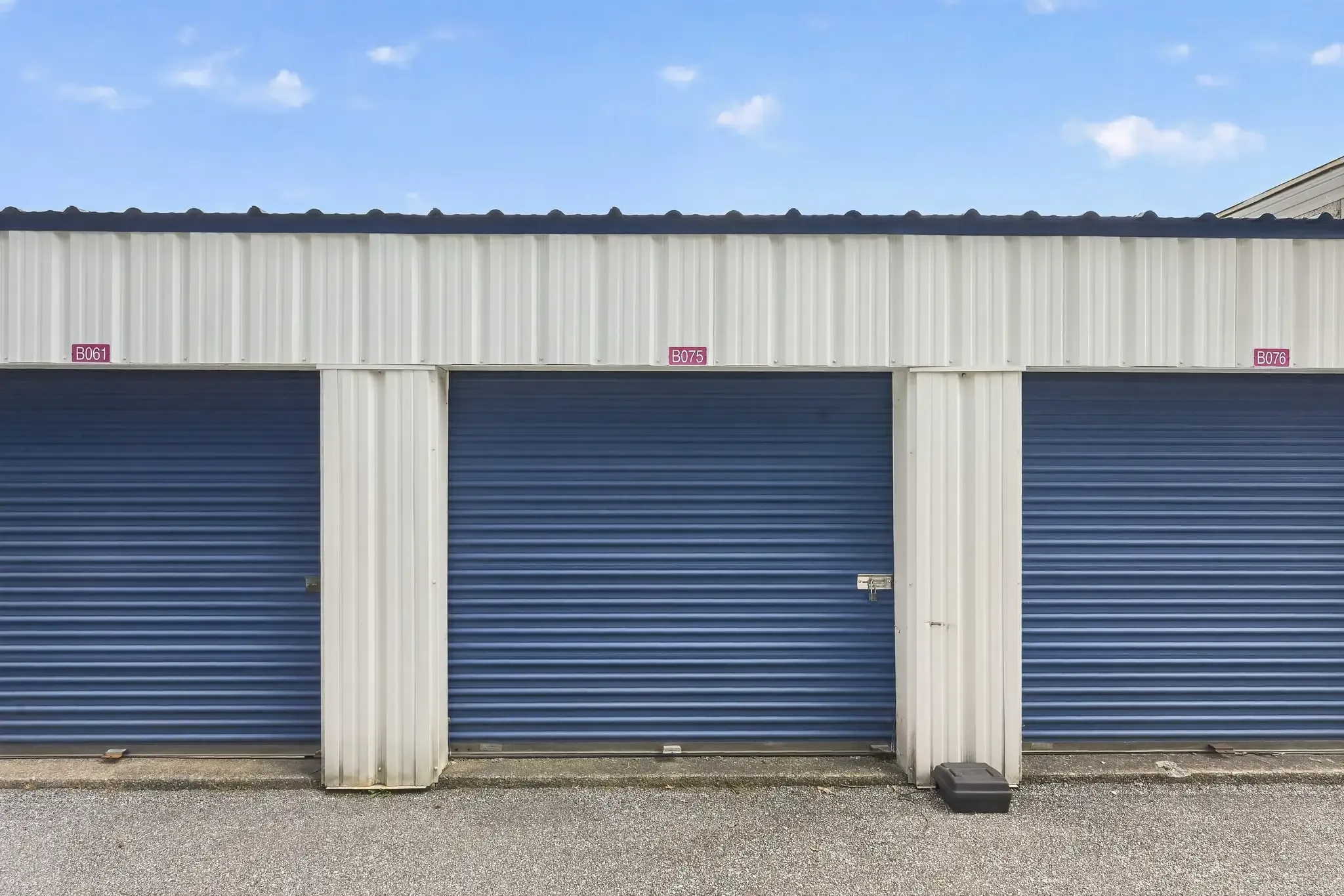 Store photo 1
