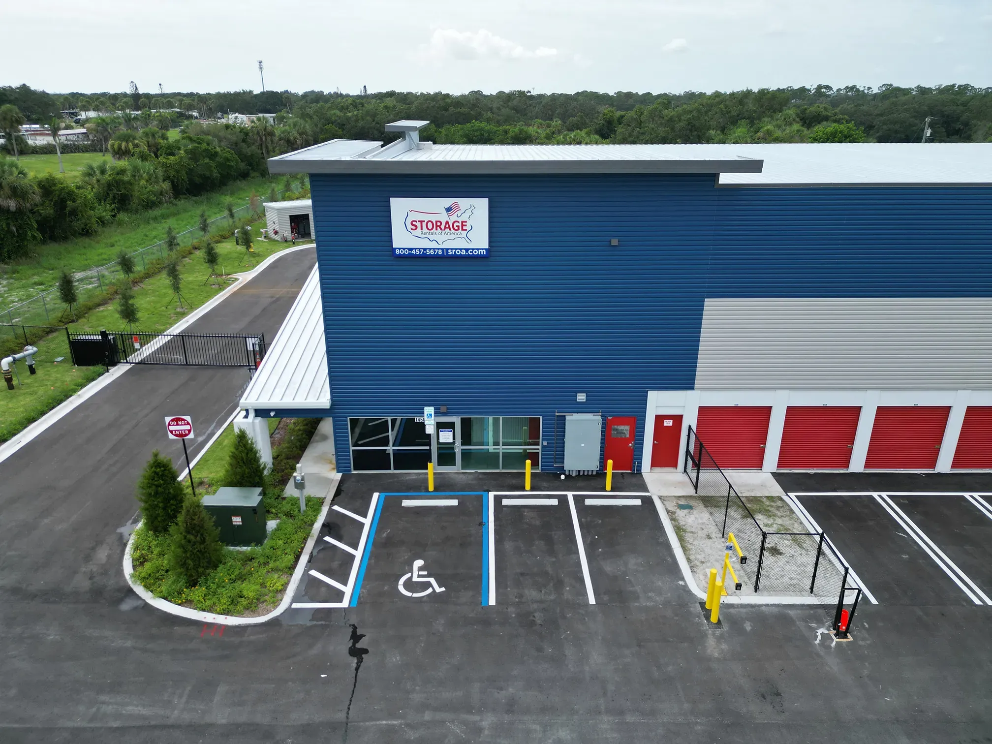 Store photo 1