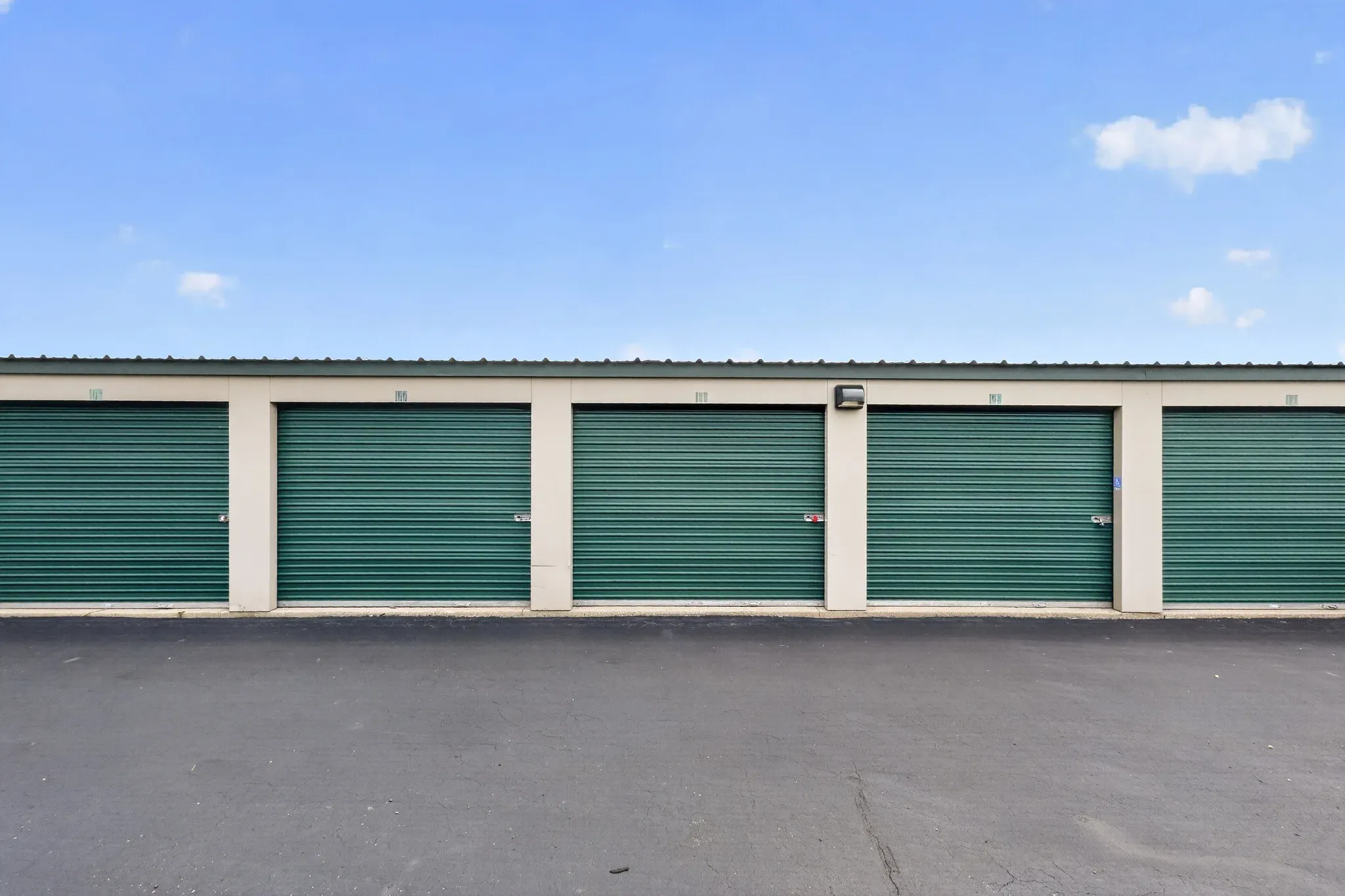 Store photo 11