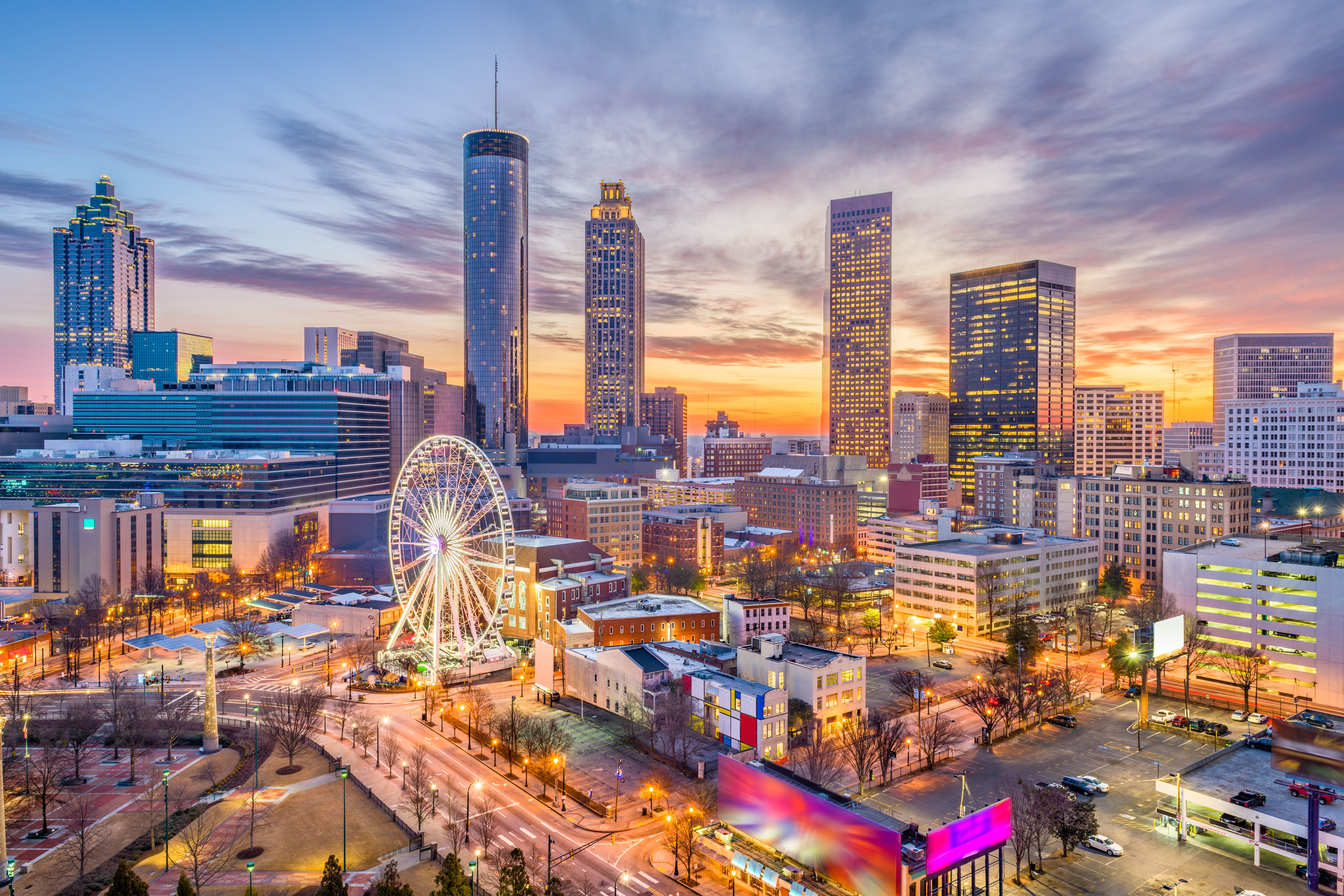 Georgia, in the southeastern U.S., is celebrated for its rich history, southern charm, and diverse landscapes. Like any state, it has its pros and cons. This article delves into 25 benefits and 25 drawbacks of life in Georgia, offering a balanced view of the Peach State.