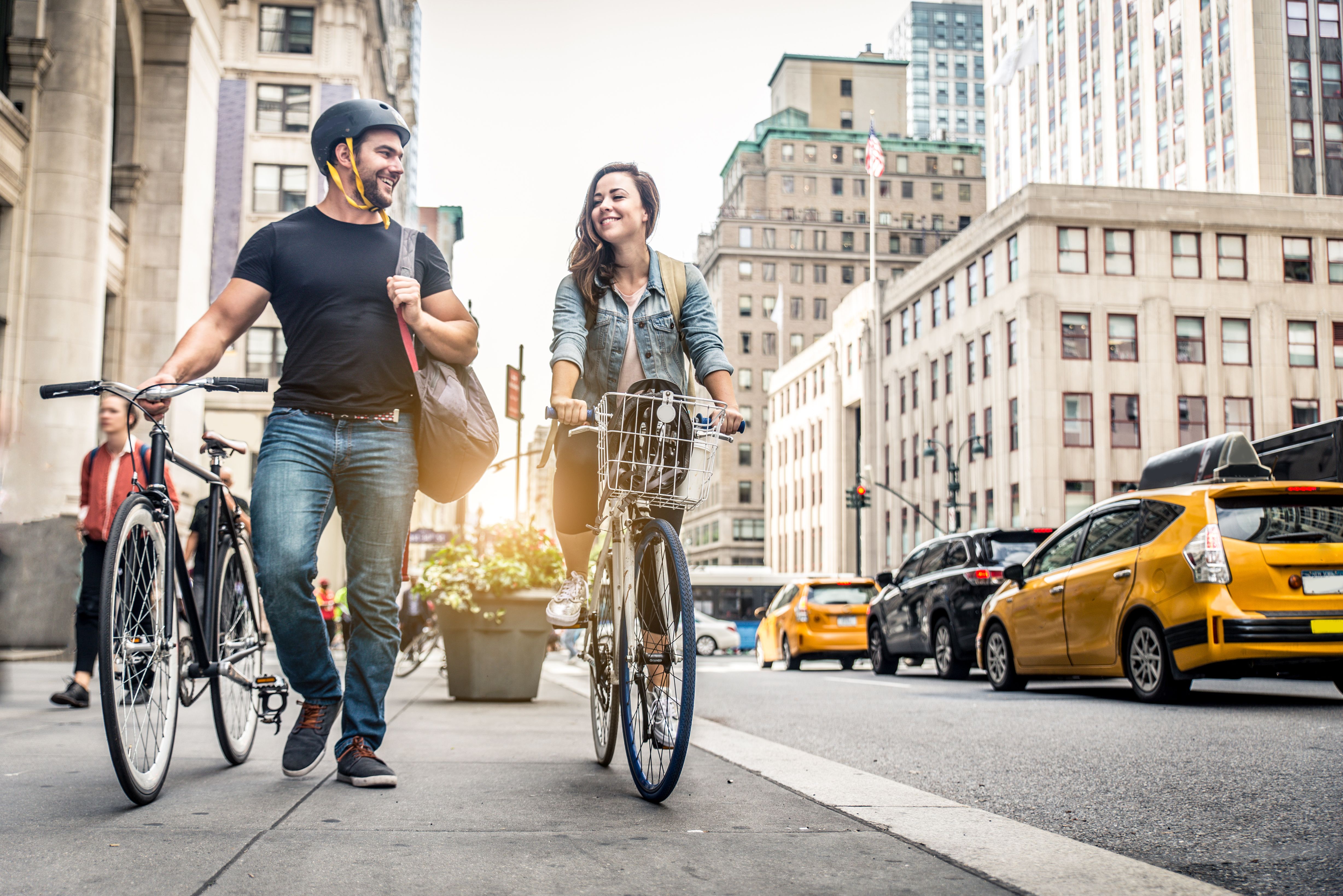 New York offers vibrant culture and careers but comes with high costs, congestion, and extreme weather, suiting those seeking urban excitement.
