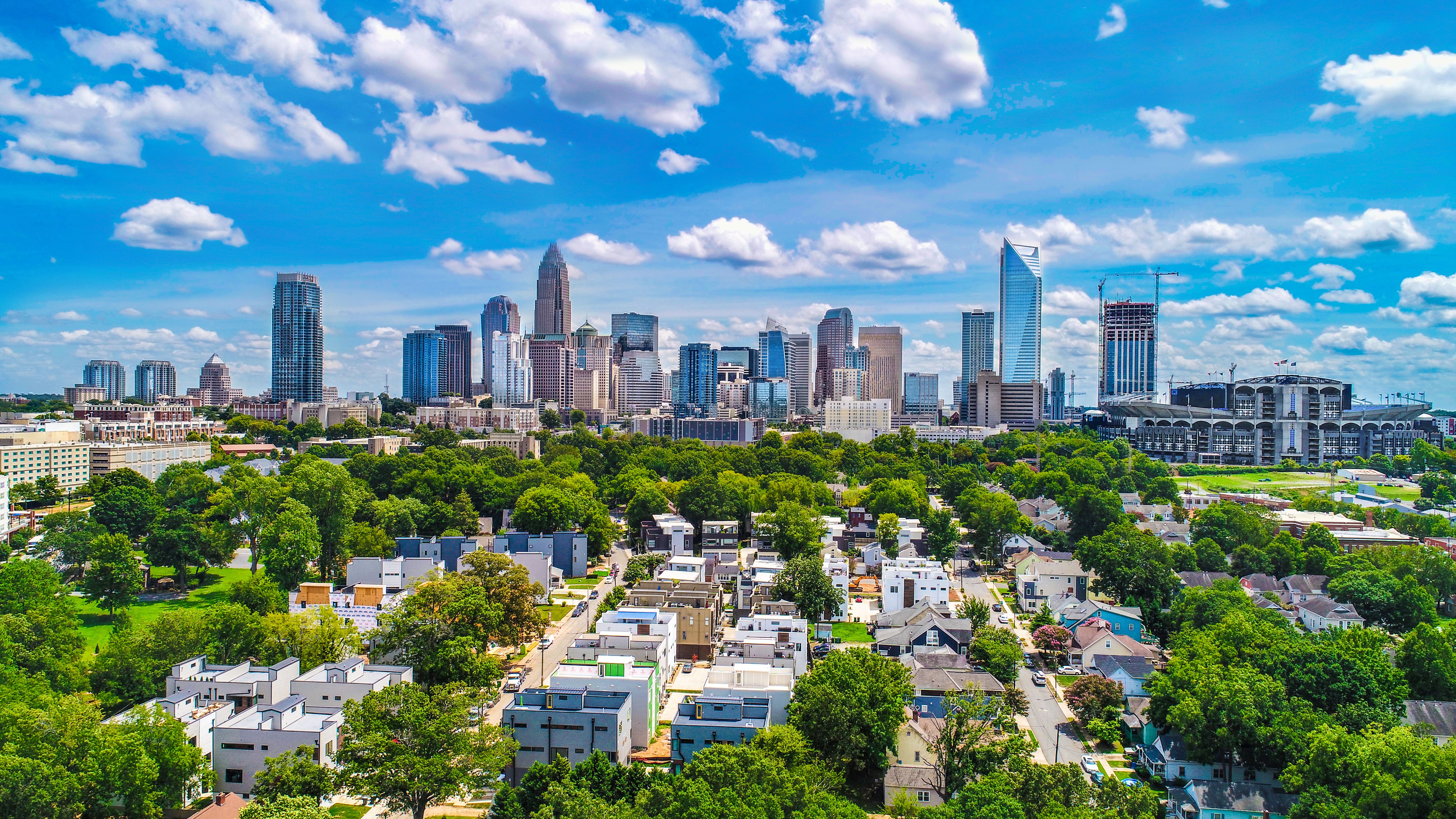 North Carolina offers scenic landscapes and affordability, but also faces high humidity, limited transit, and natural disaster risks. Ideal for some.