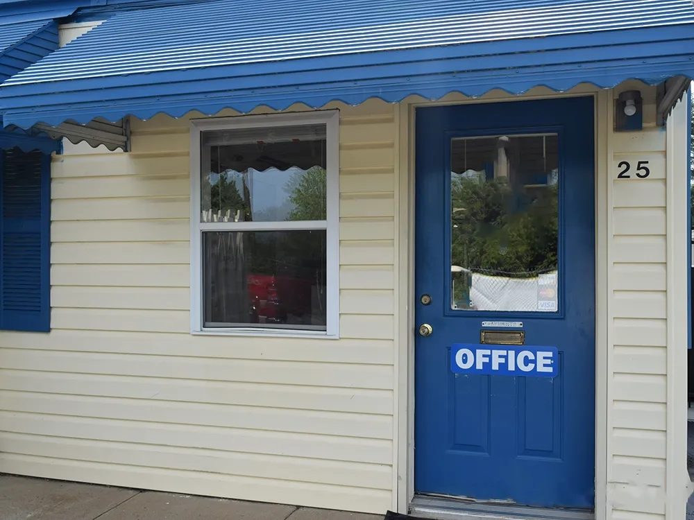 Store photo 1