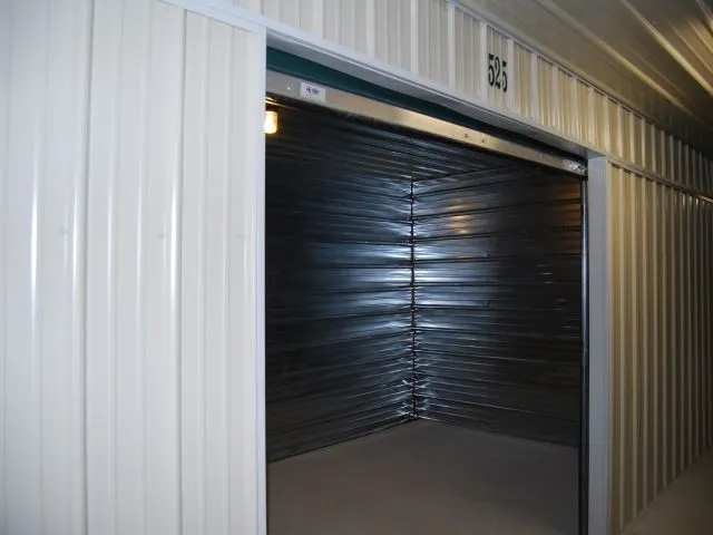 Store photo 2