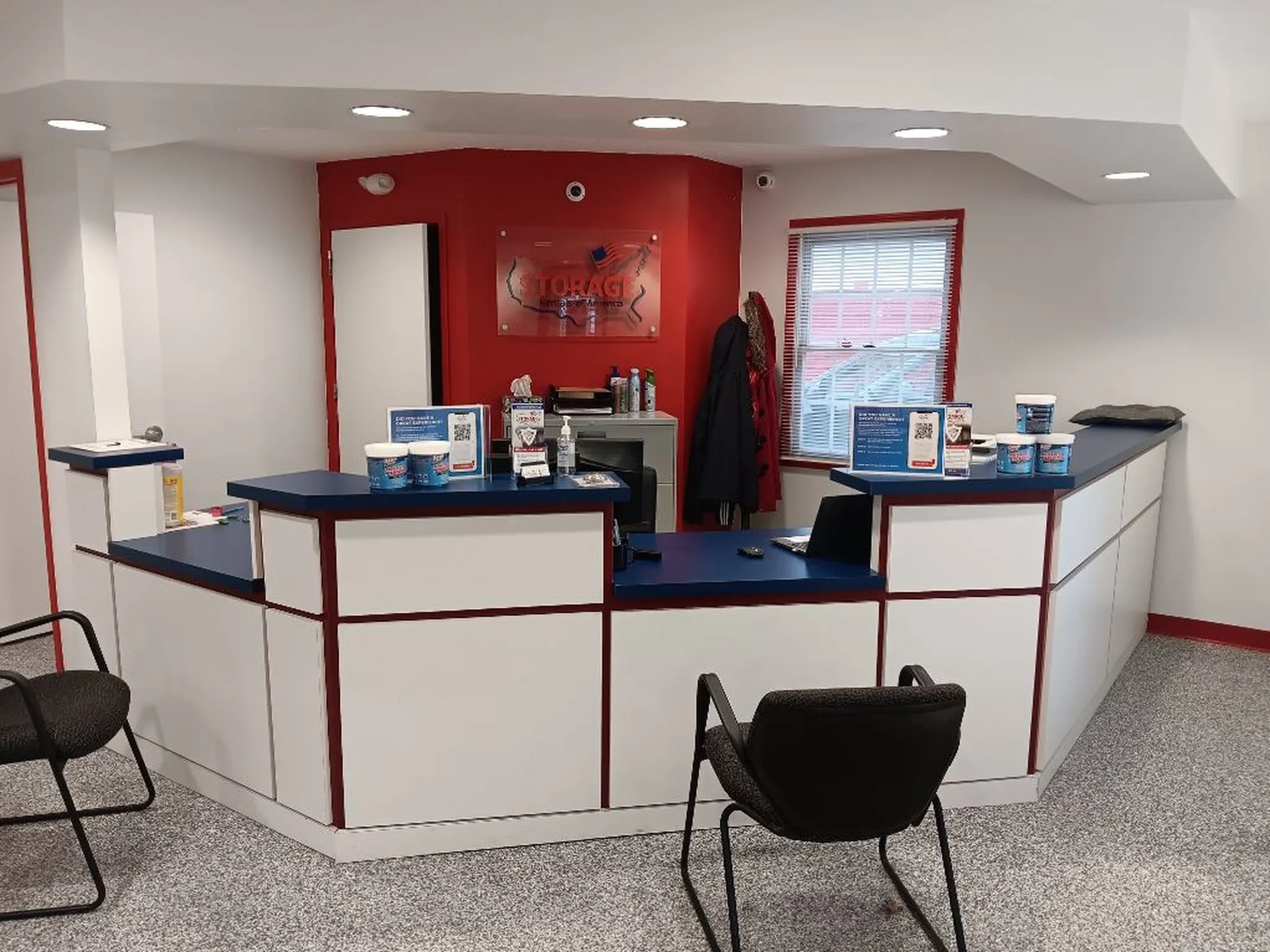 Store photo 8