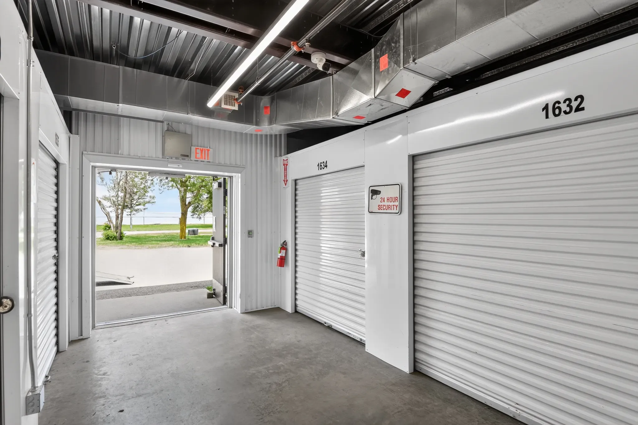 Store photo 4