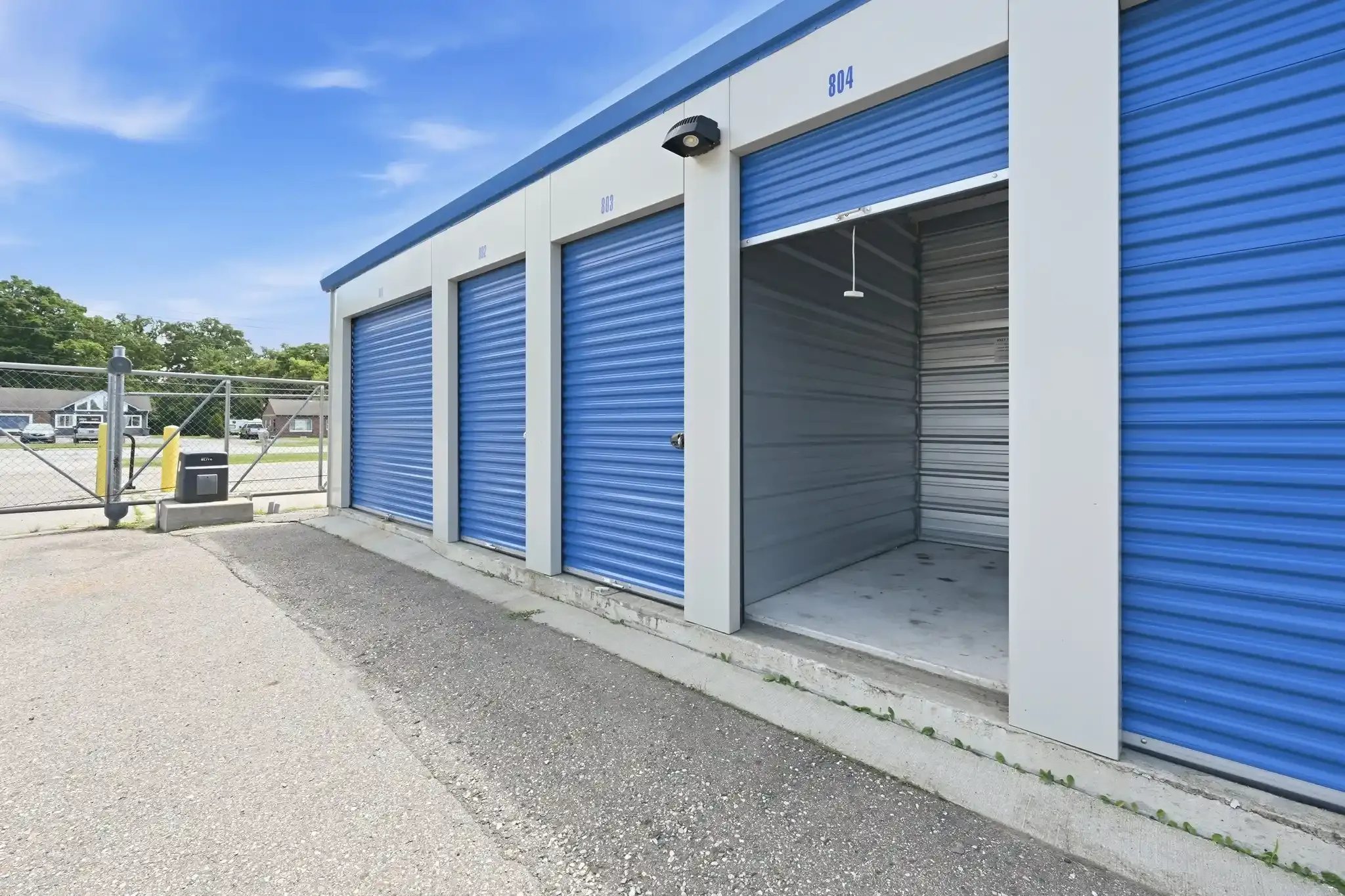 Store photo 4