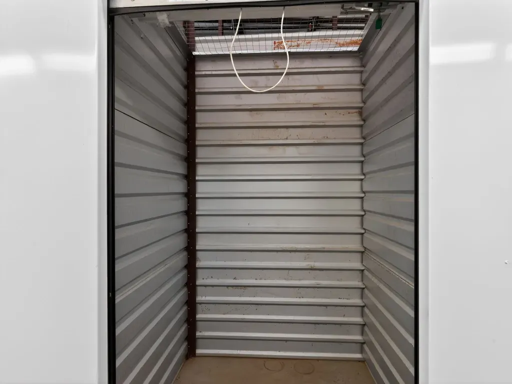 Store photo 4