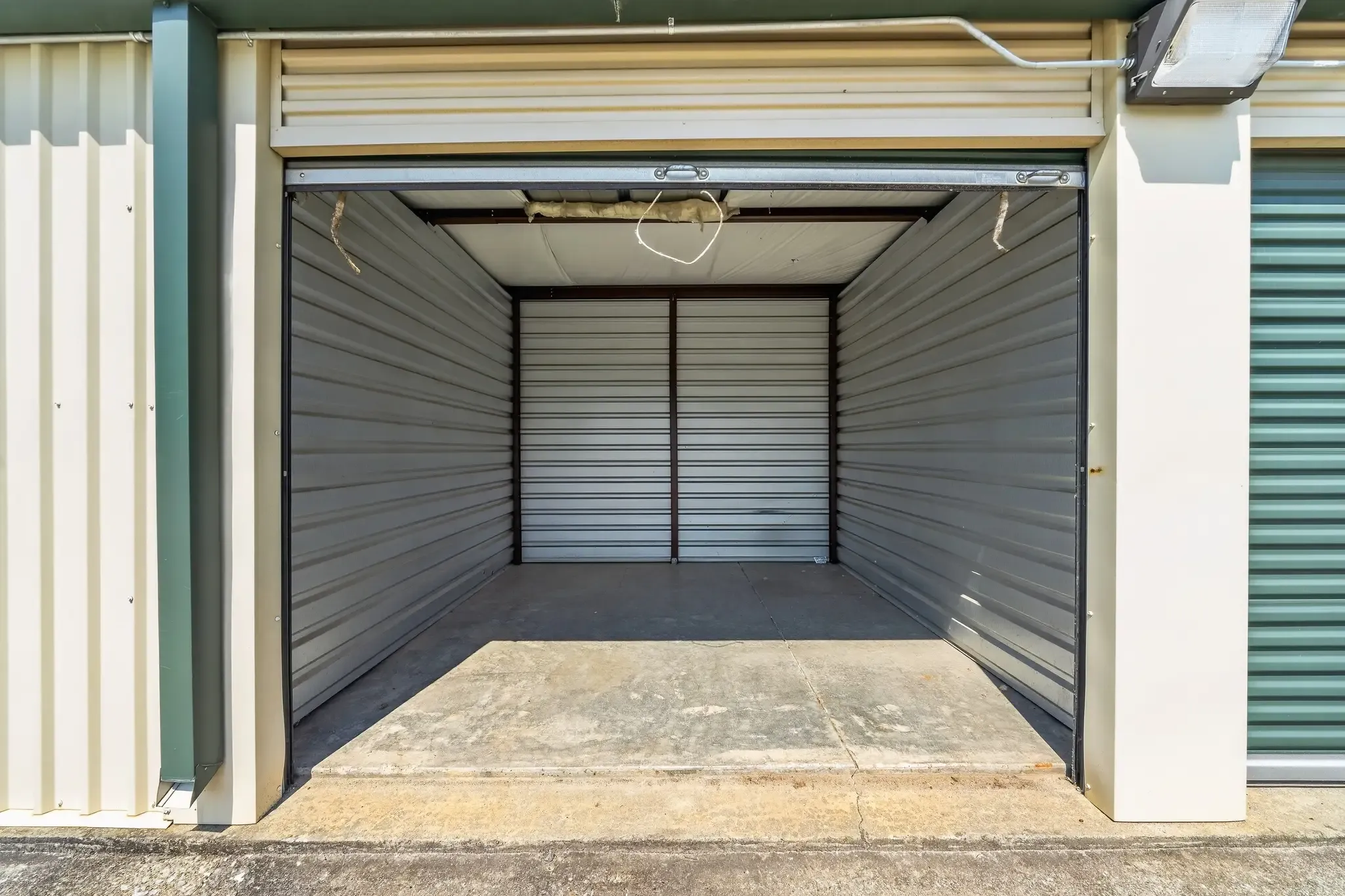 Store photo 2