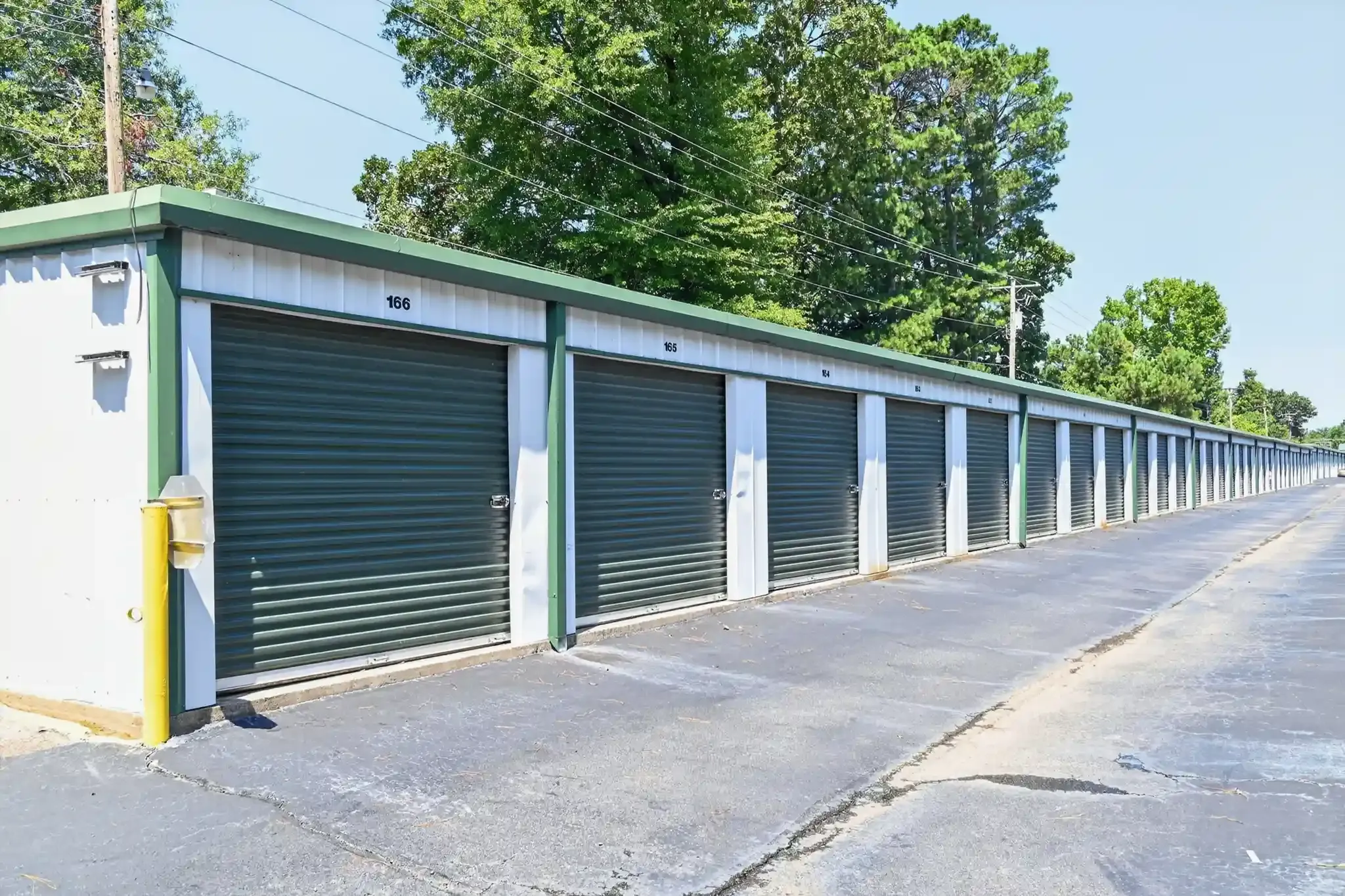 Store photo 5