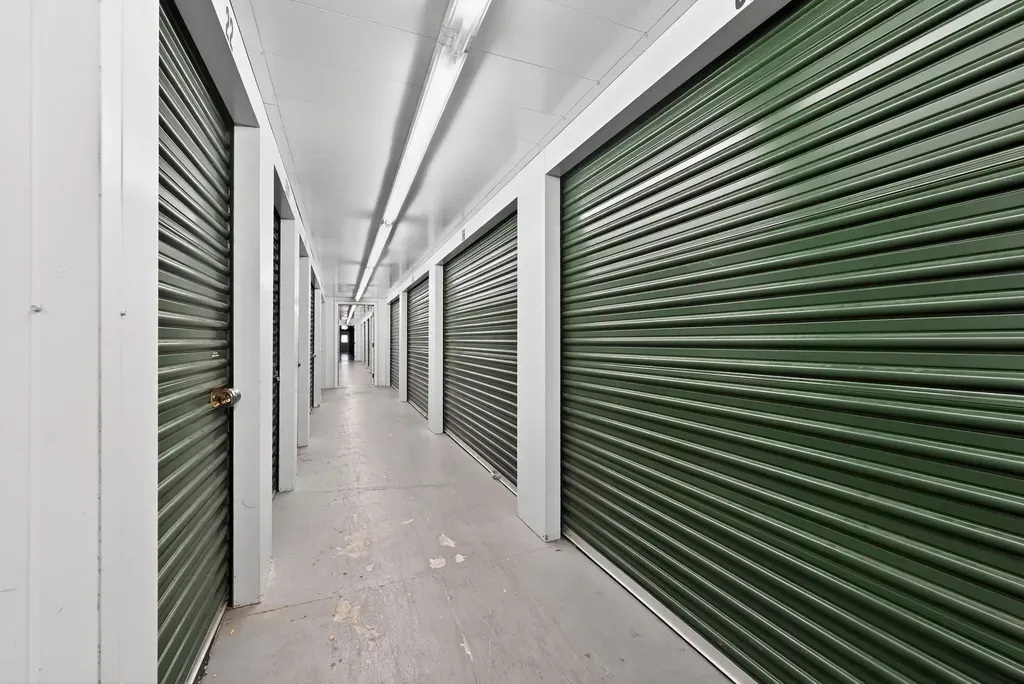 Store photo 5