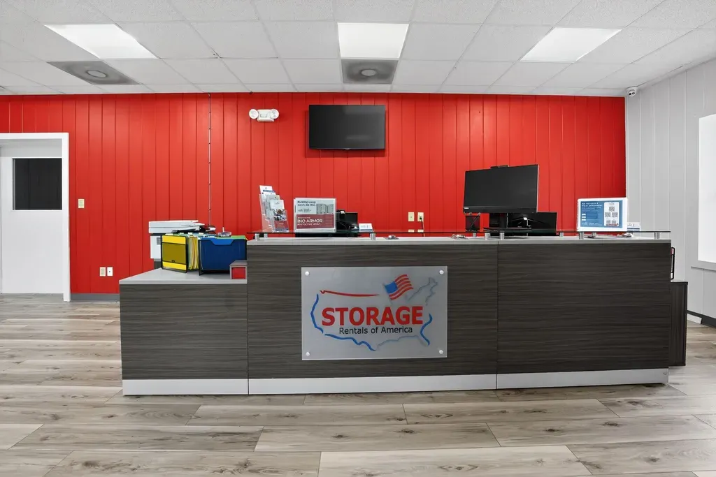 Store photo 8