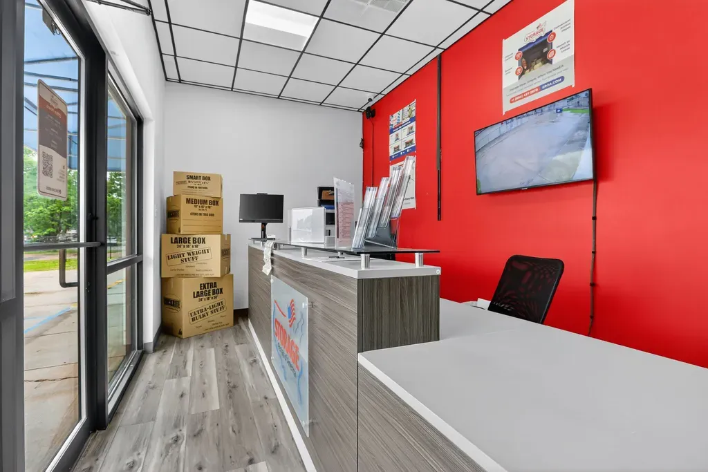 Store photo 5