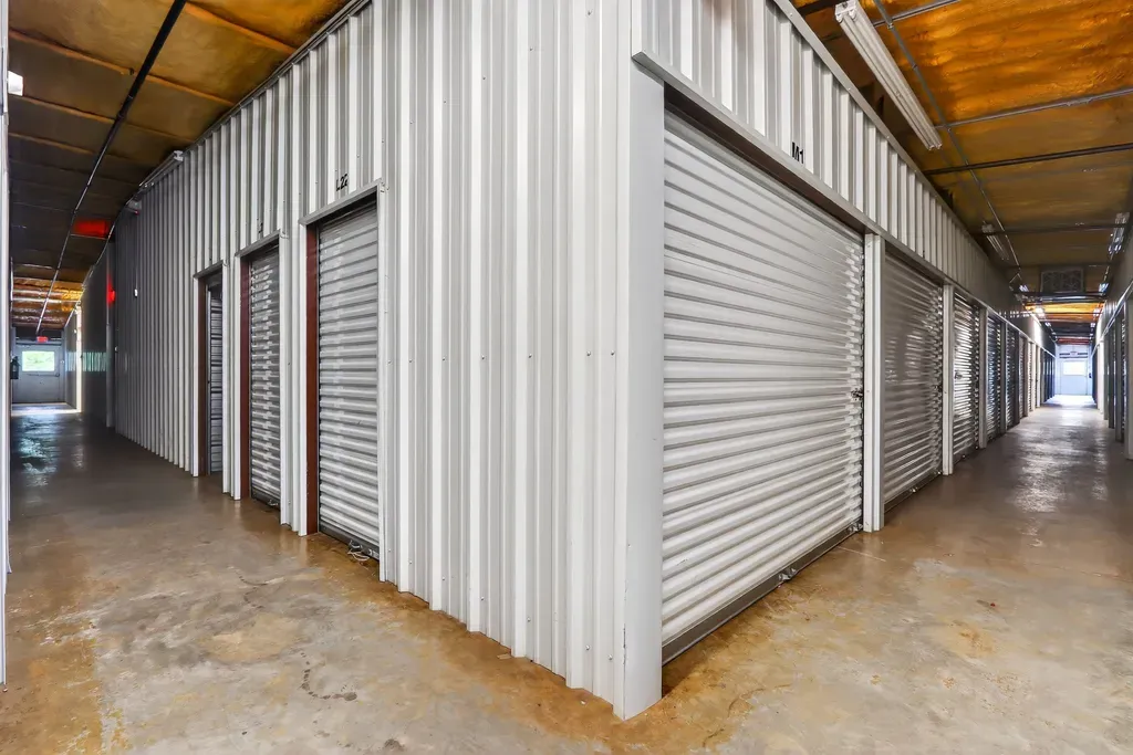 Store photo 4