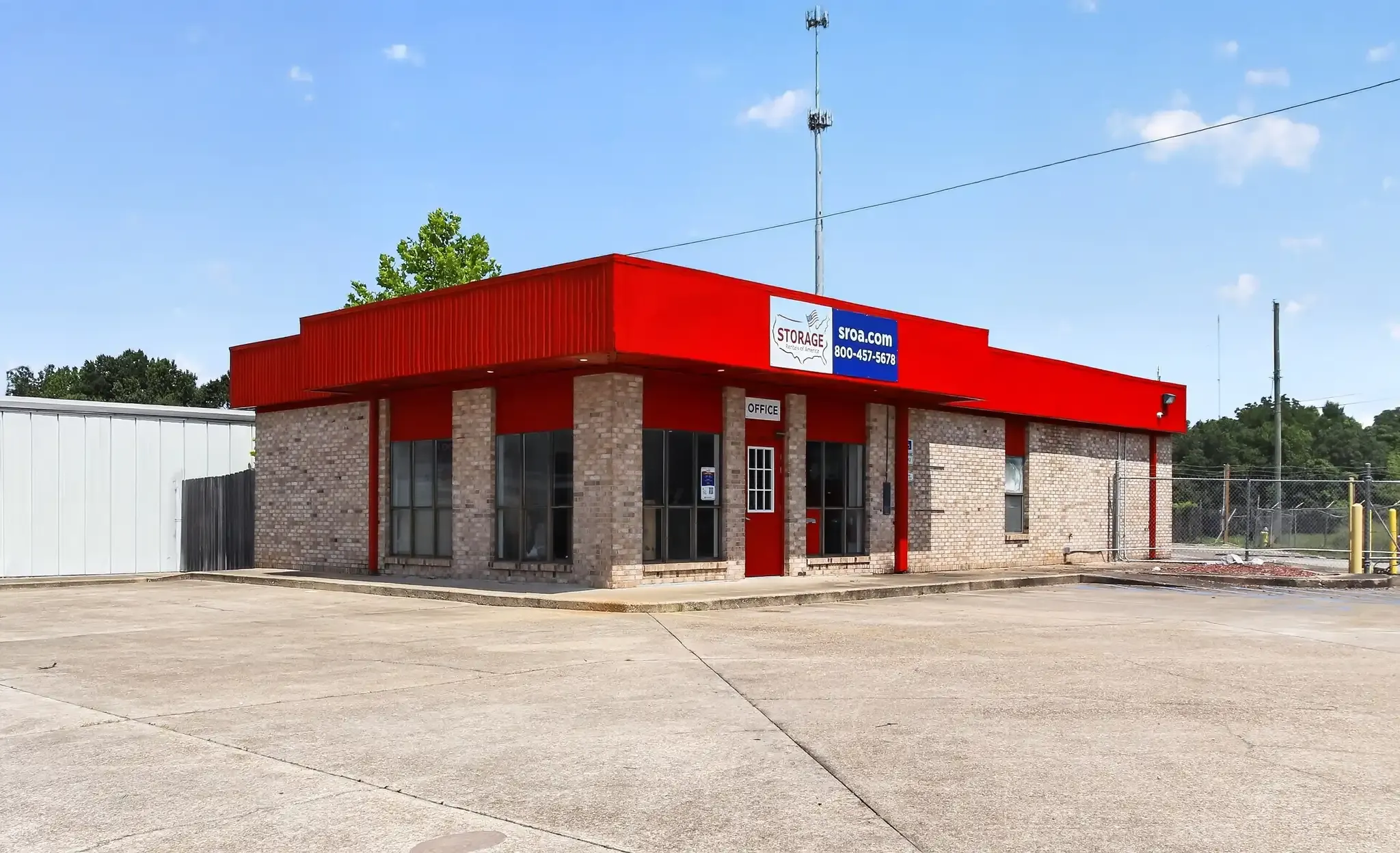 Store photo 1