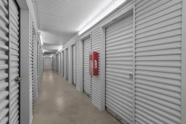 Store photo 4