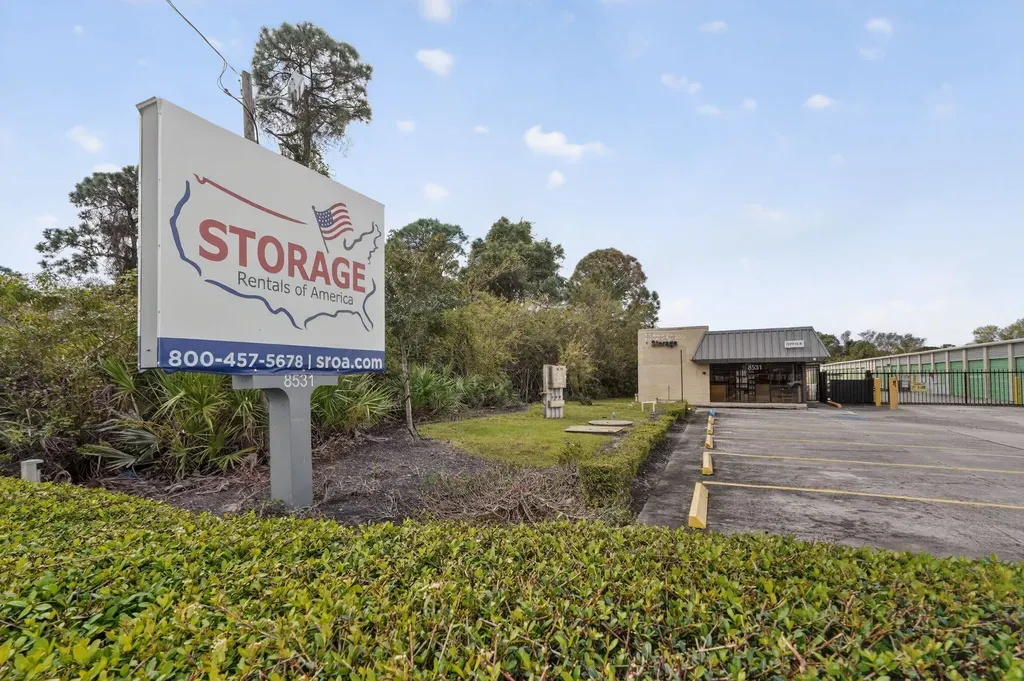 Store photo 12